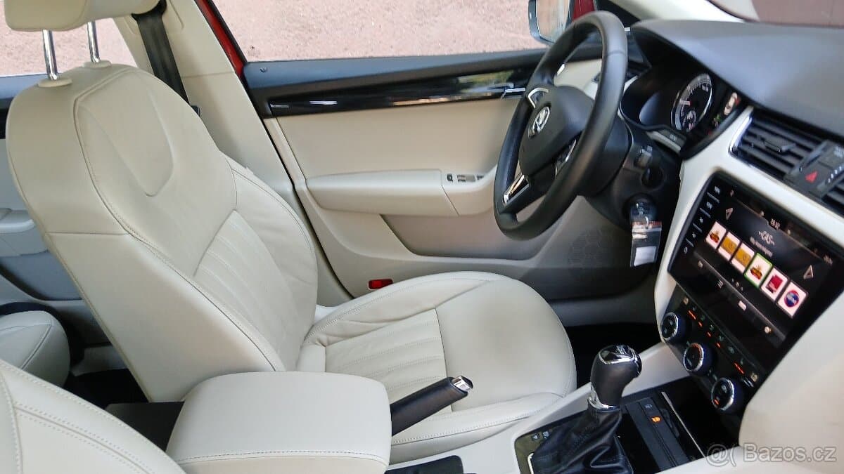 2017 Škoda OCTAVIA - 11