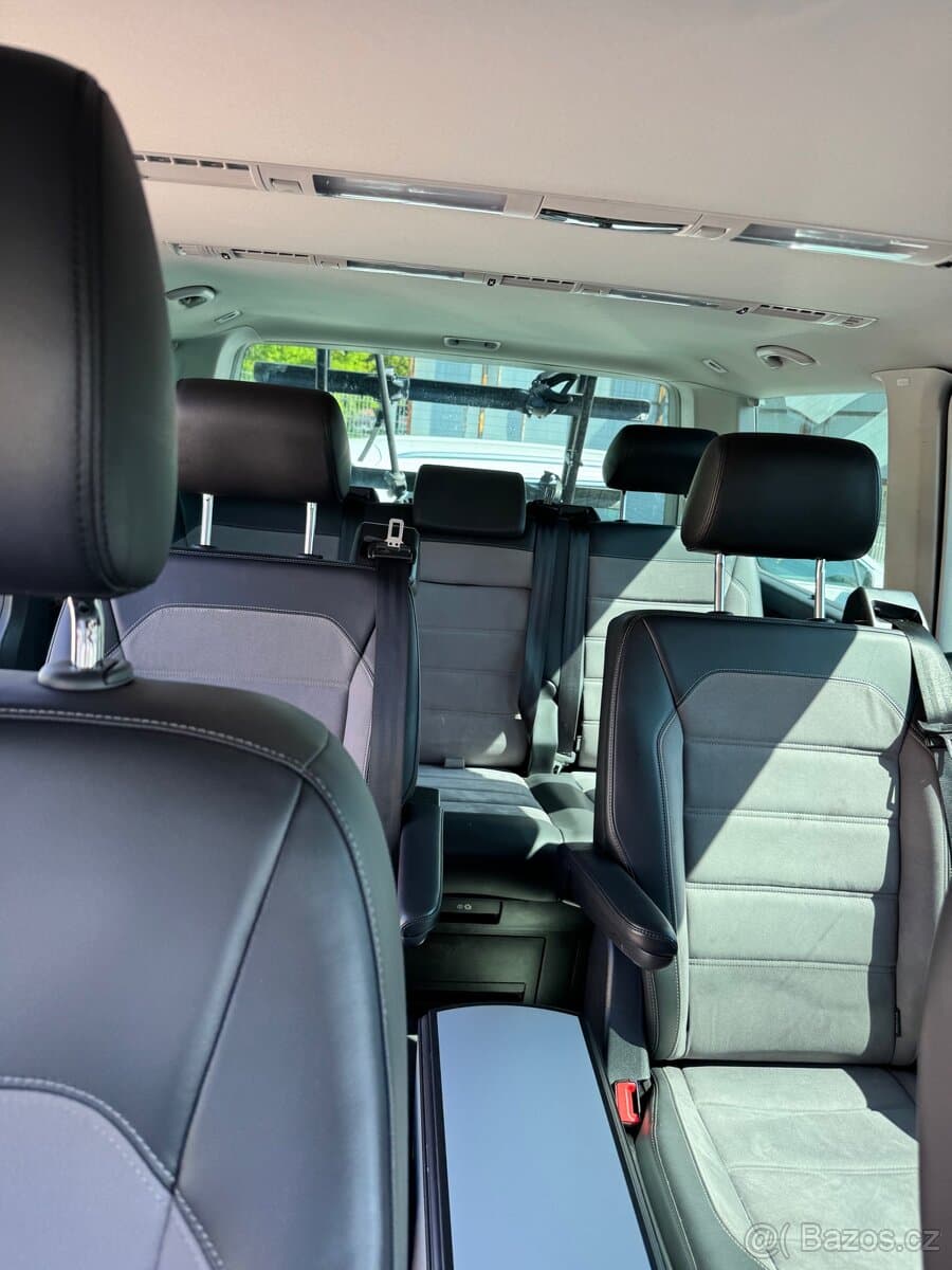 2021 Volkswagen MULTIVAN - 11
