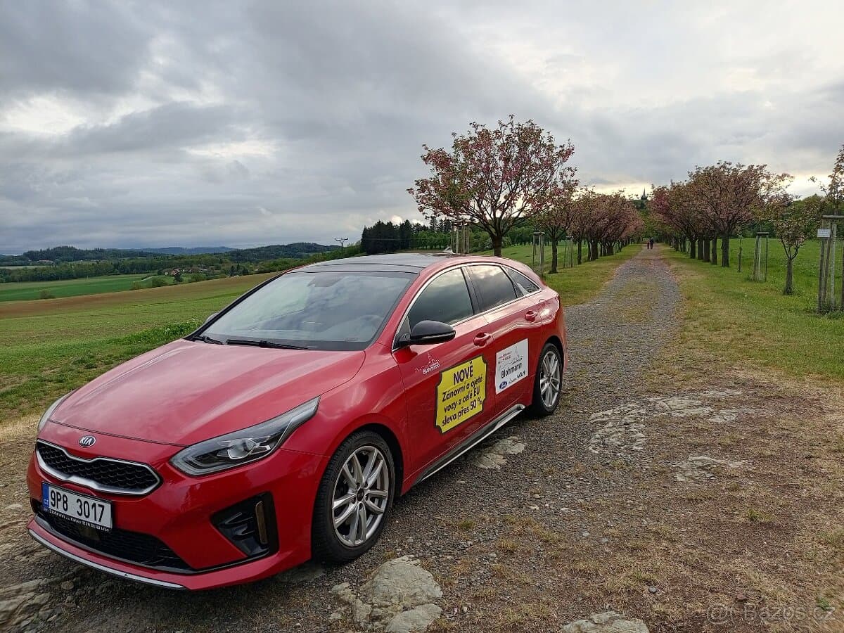 2019 Kia PROCEED - 11