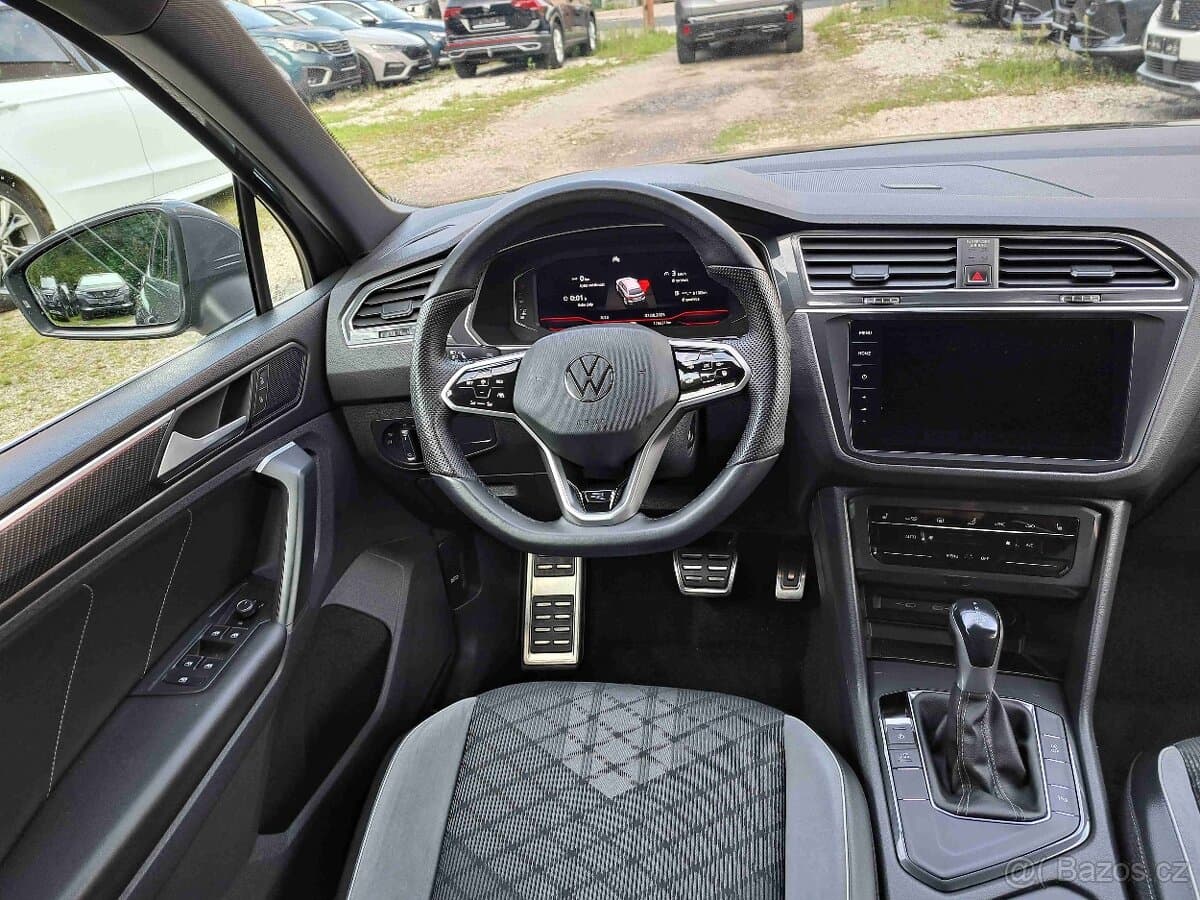 2022 Volkswagen TIGUAN - 11