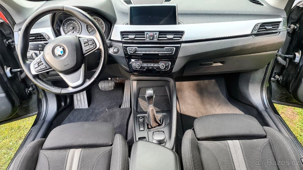 2016 BMW X1 - 11