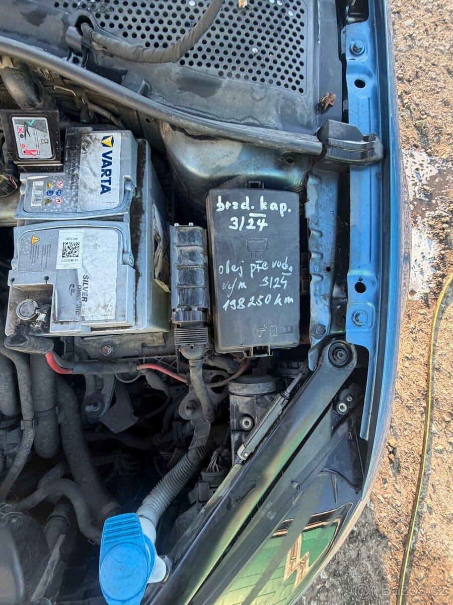 Volkswagen GOLF - 11