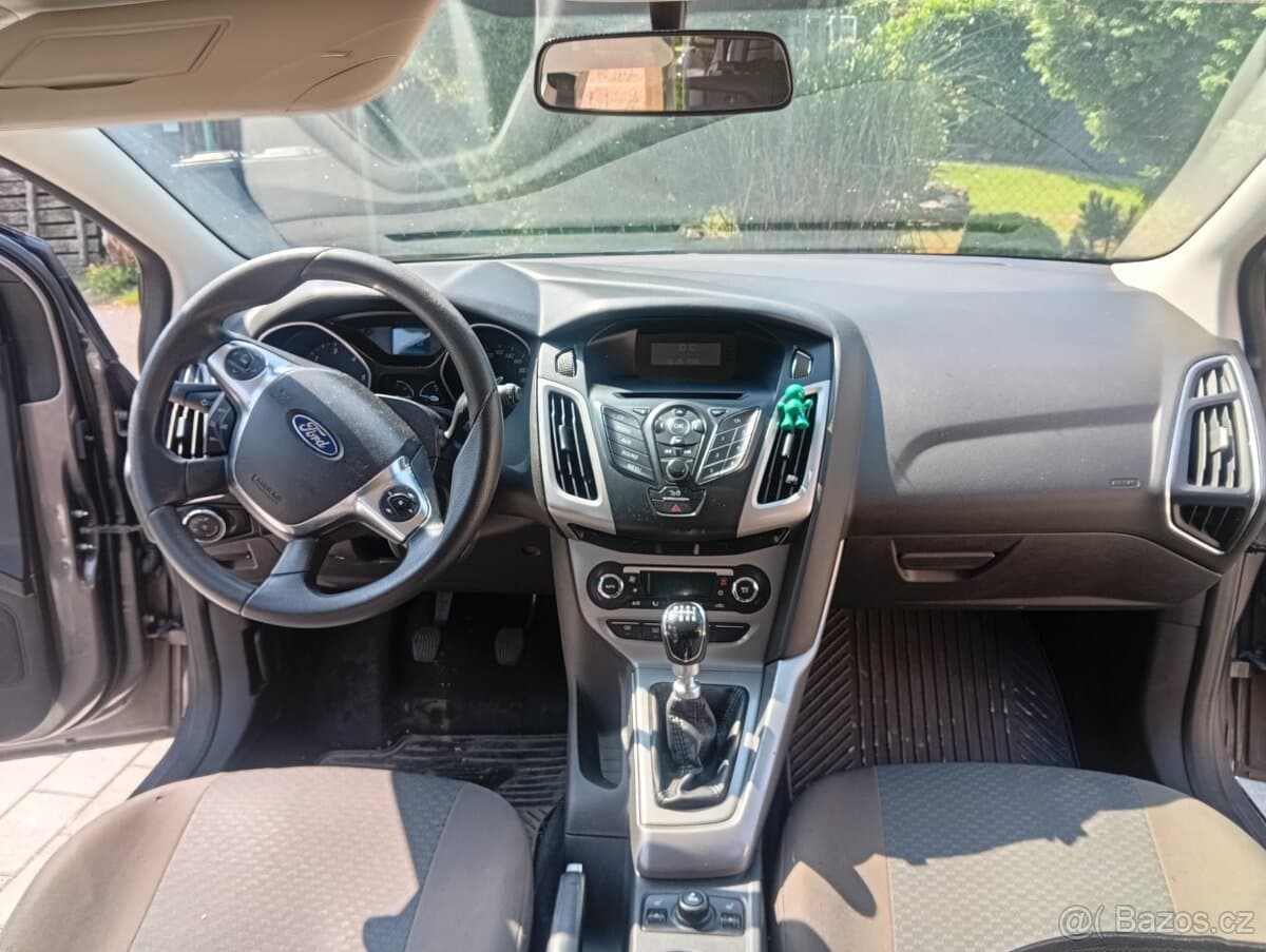 Ford FOCUS - 11