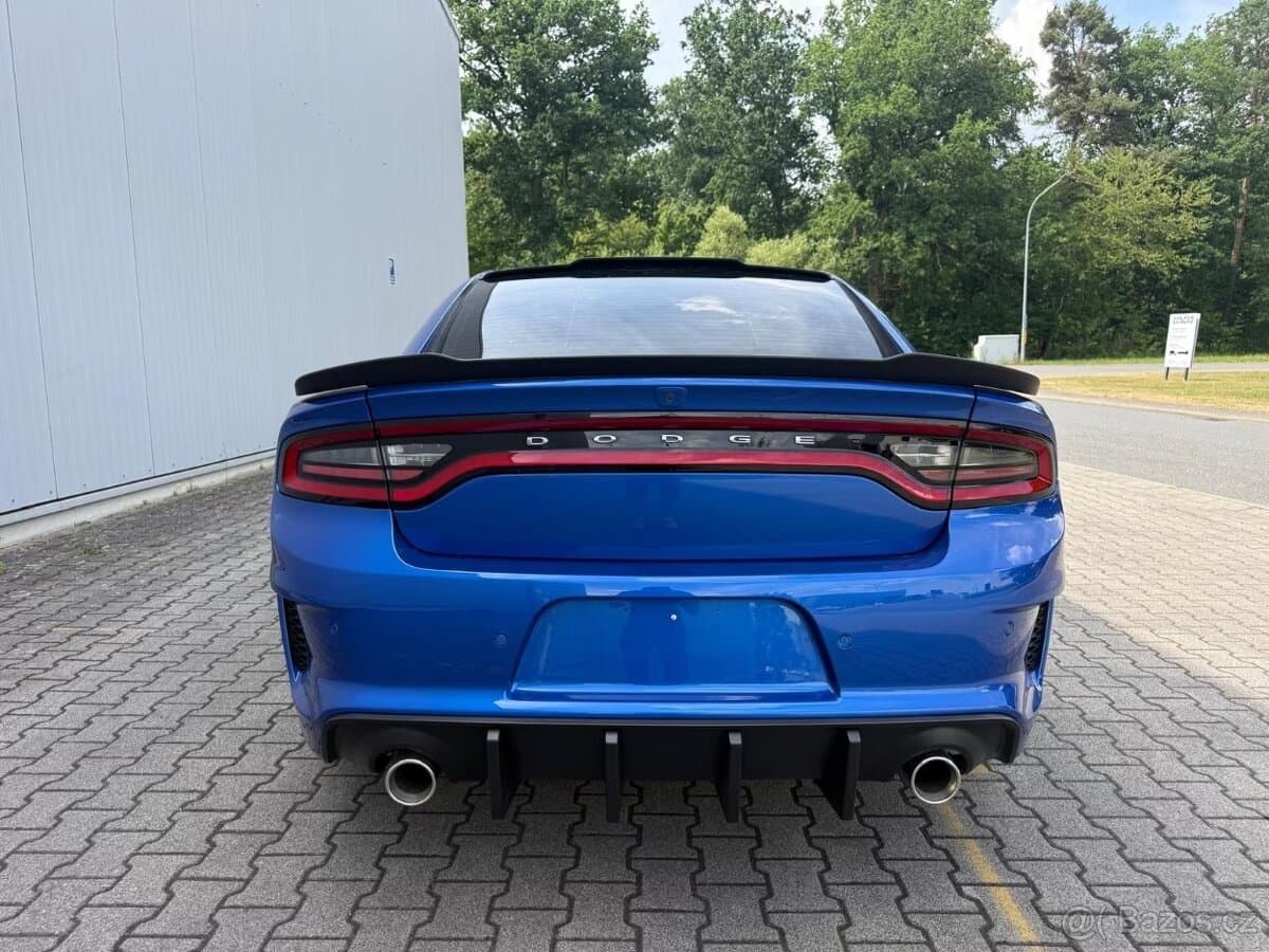 2022 Dodge CHARGER - 11