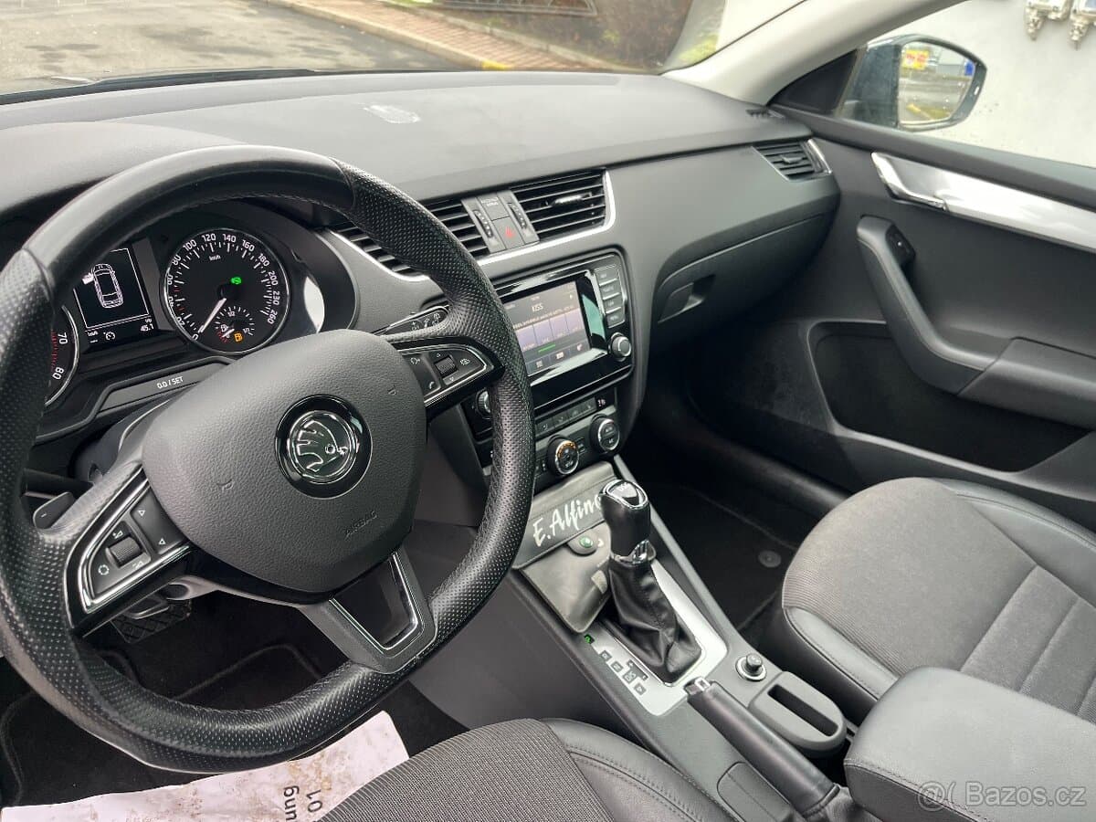 2015 Škoda OCTAVIA - 11