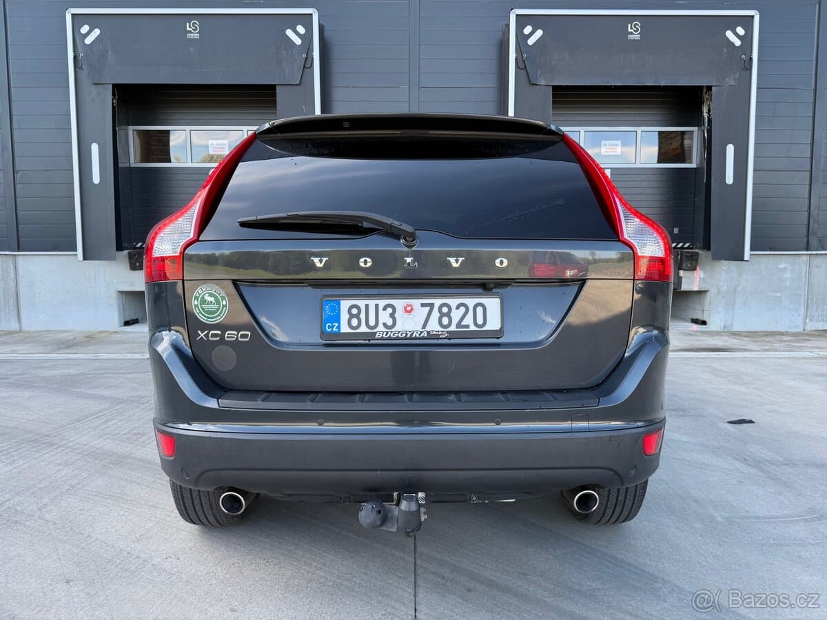2011 Volvo XC60 - 11