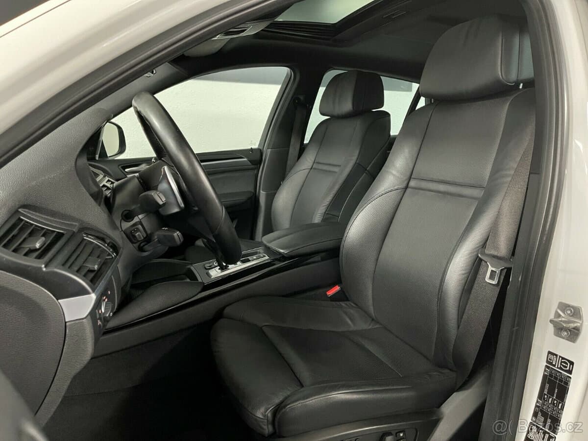 2012 BMW X6 - 11
