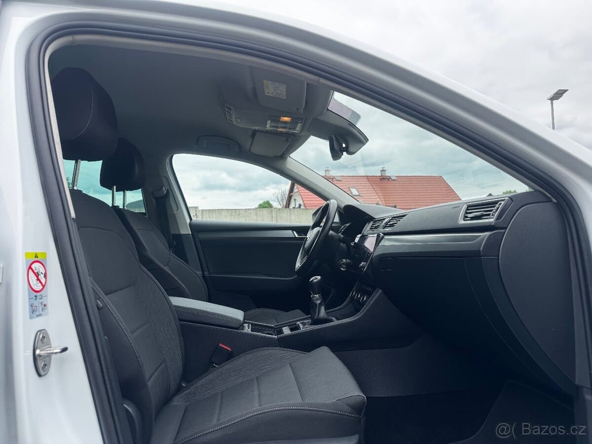 2018 Škoda SUPERB - 11