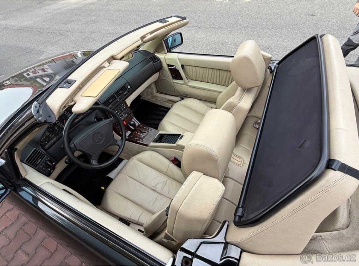 1995 Mercedes-Benz SL - 11