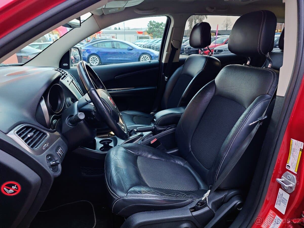 2015 Fiat FREEMONT - 11