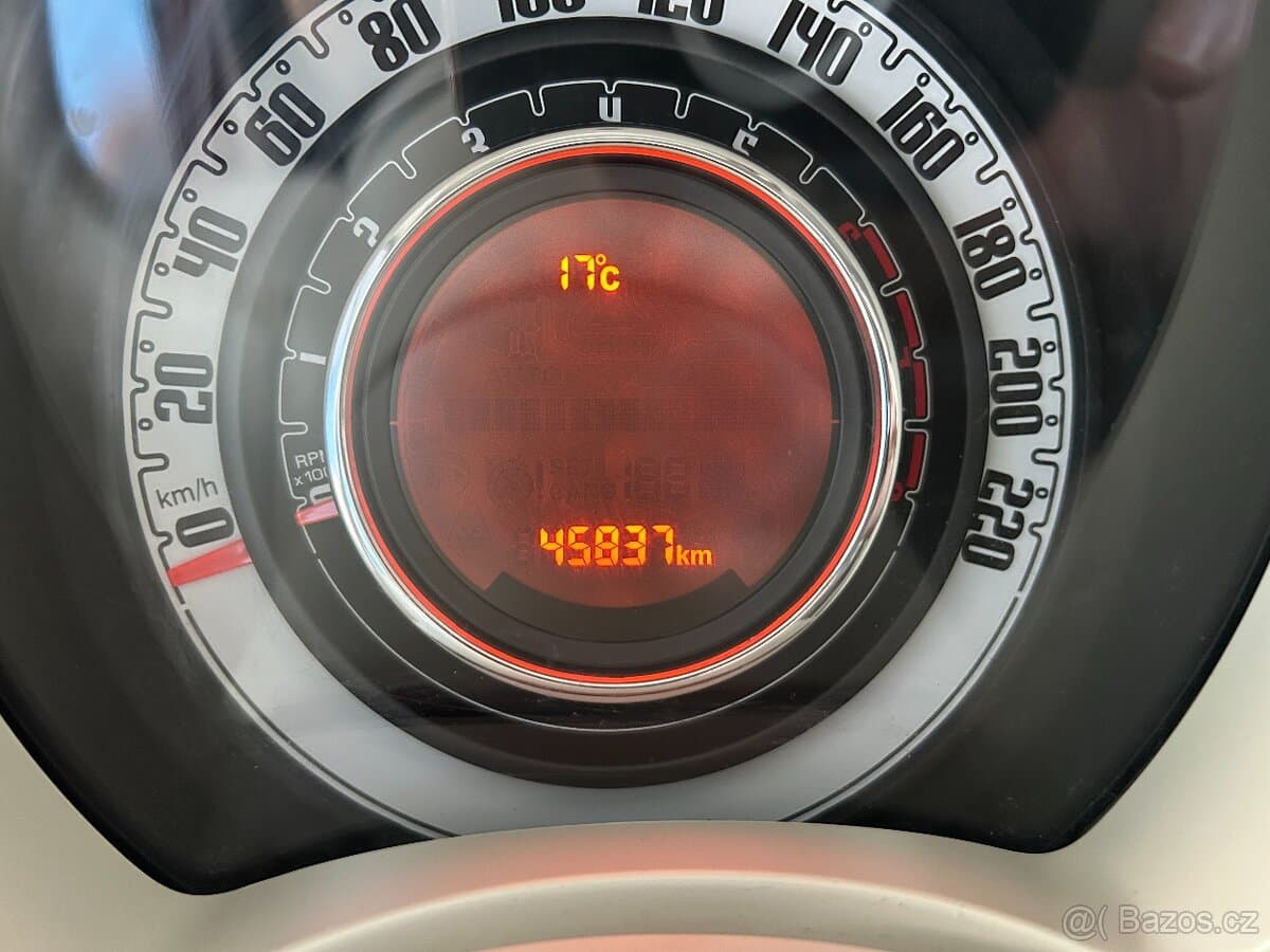 2020 Fiat 500 - 11