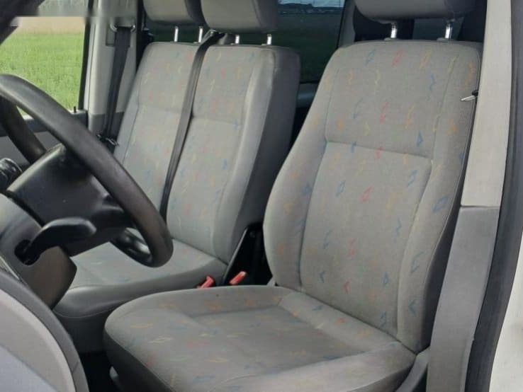 2010 Volkswagen TRANSPORTER - 11