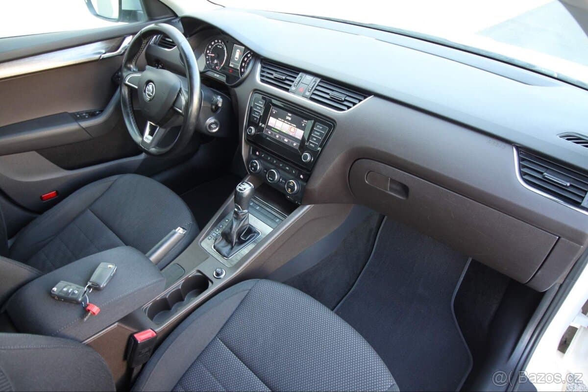 2015 Škoda OCTAVIA - 11