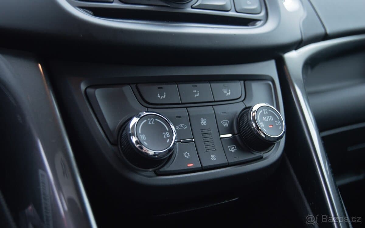 2015 Opel ZAFIRA - 11