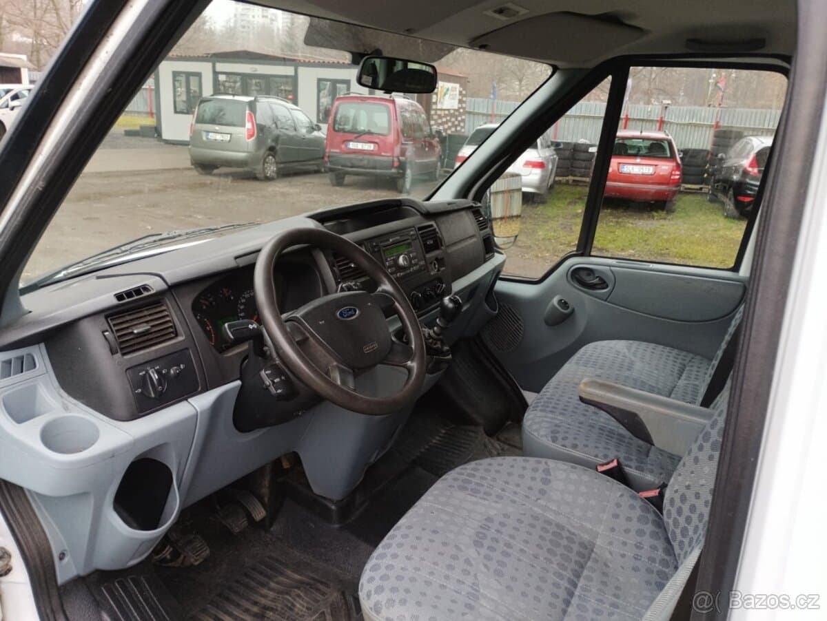2011 Ford TRANSIT - 11