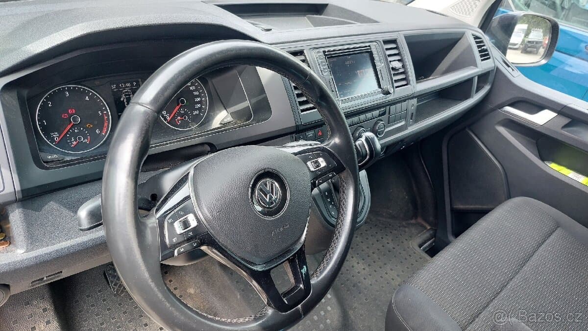 2017 Volkswagen CARAVELLE - 11