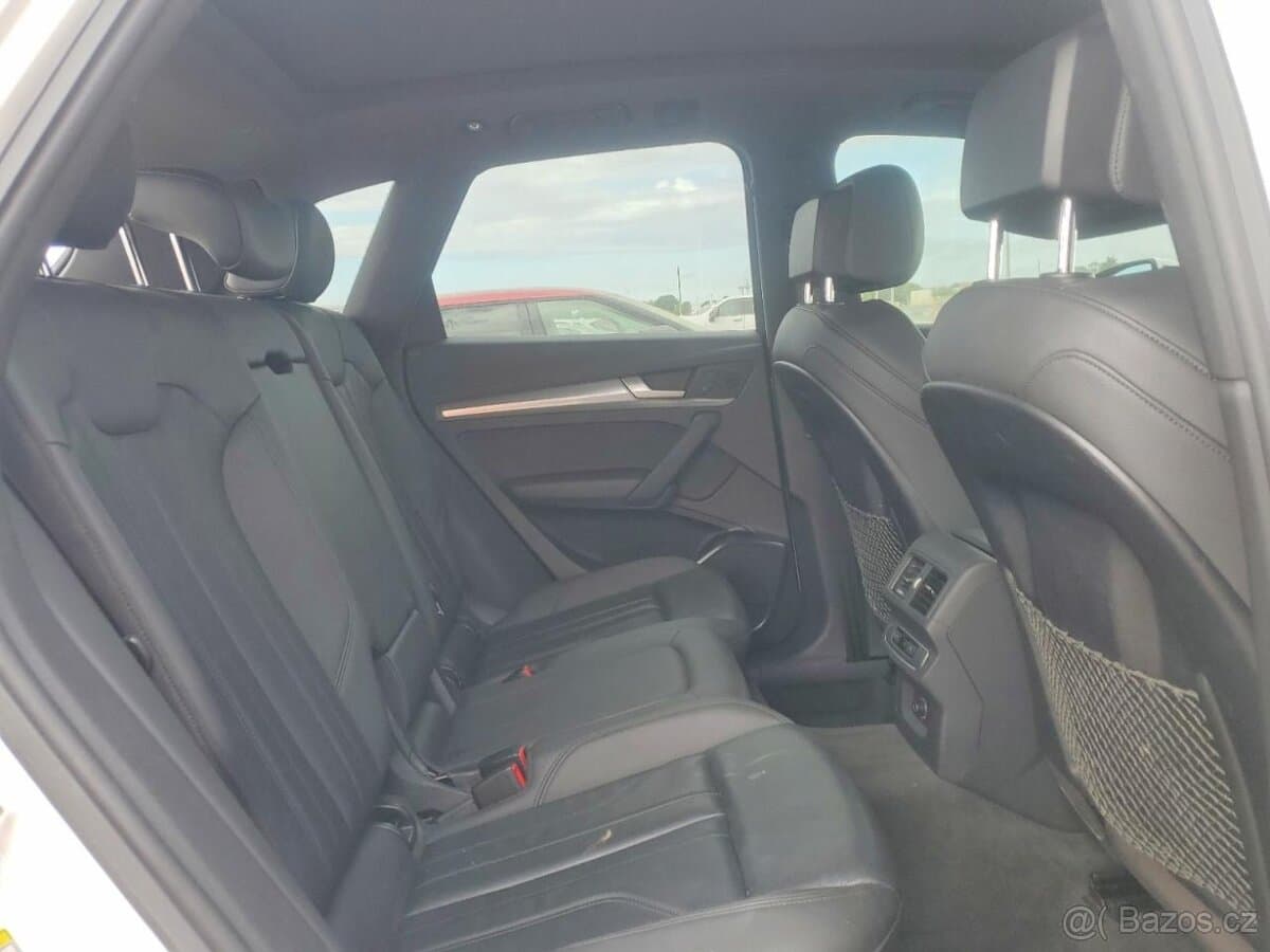 2020 Audi Q5 - 11