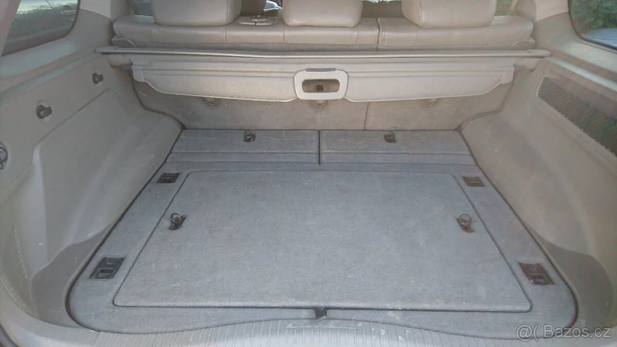 2006 Jeep CHEROKEE - 11