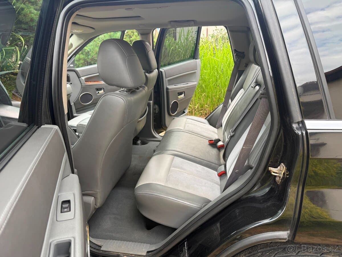 Jeep CHEROKEE - 11