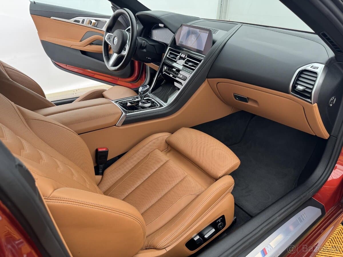 2022 BMW 8-SERIES - 11