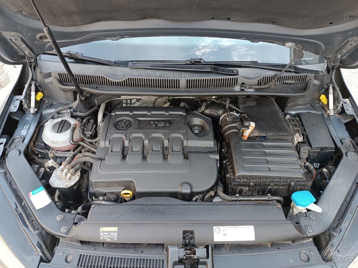2015 Volkswagen TOURAN - 11