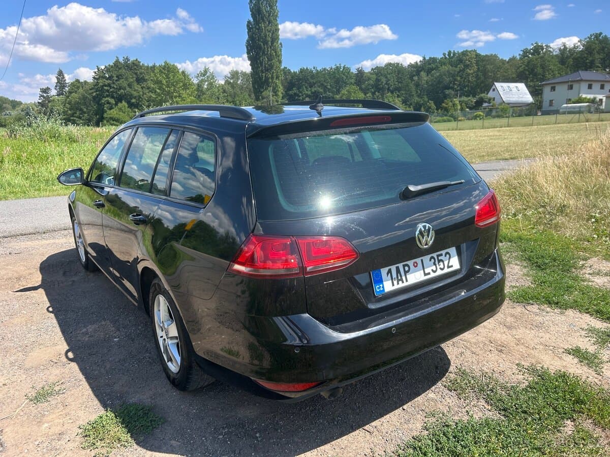 2014 Volkswagen GOLF - 11