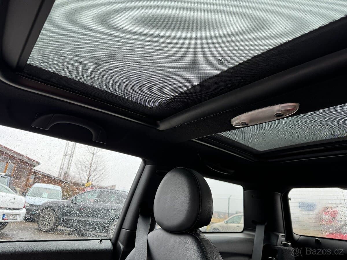 2011 Mini COOPER - 11
