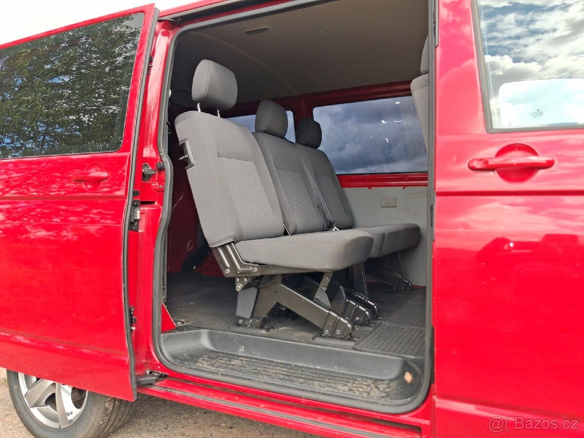 2010 Volkswagen TRANSPORTER - 11