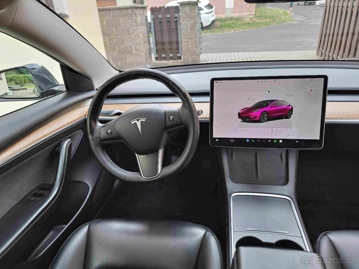 2023 Tesla MODEL 3 - 11