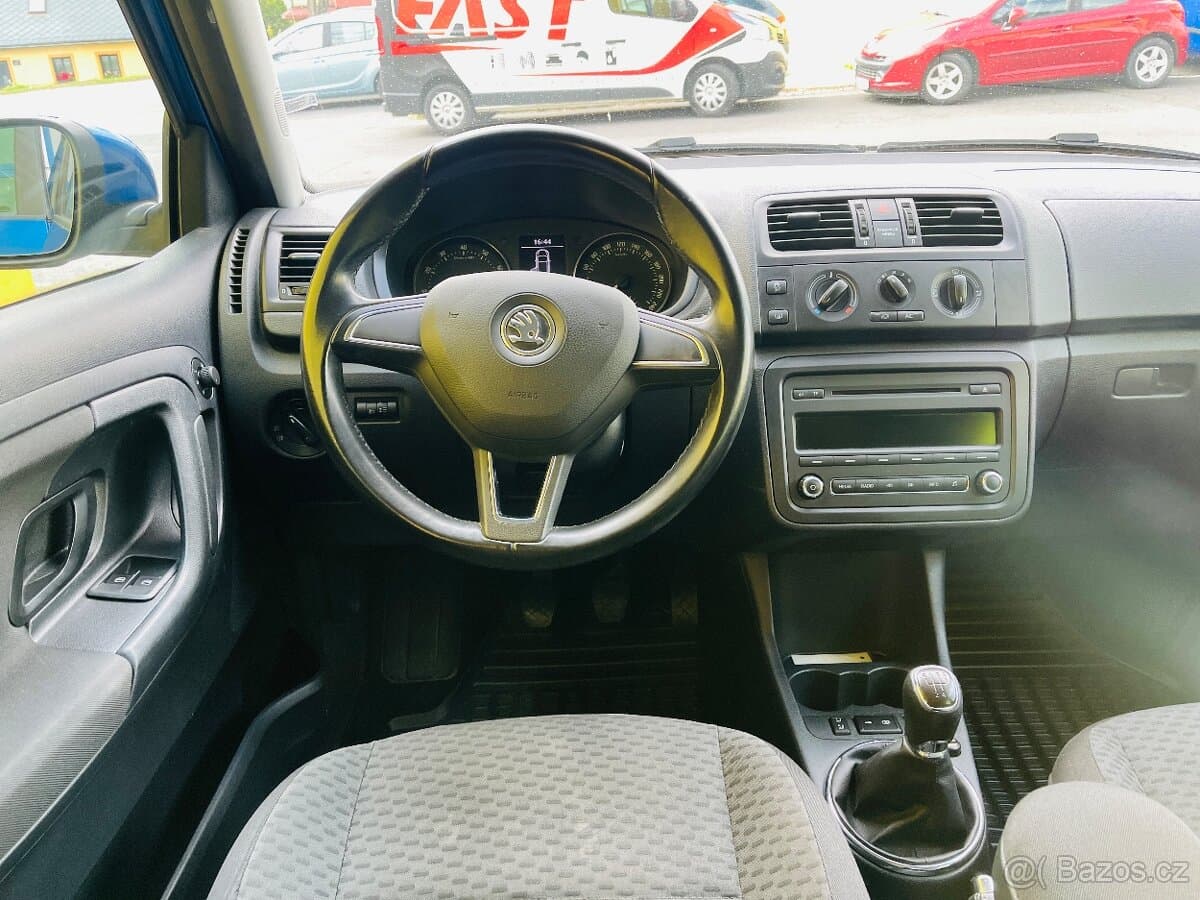 2014 Škoda FABIA - 11