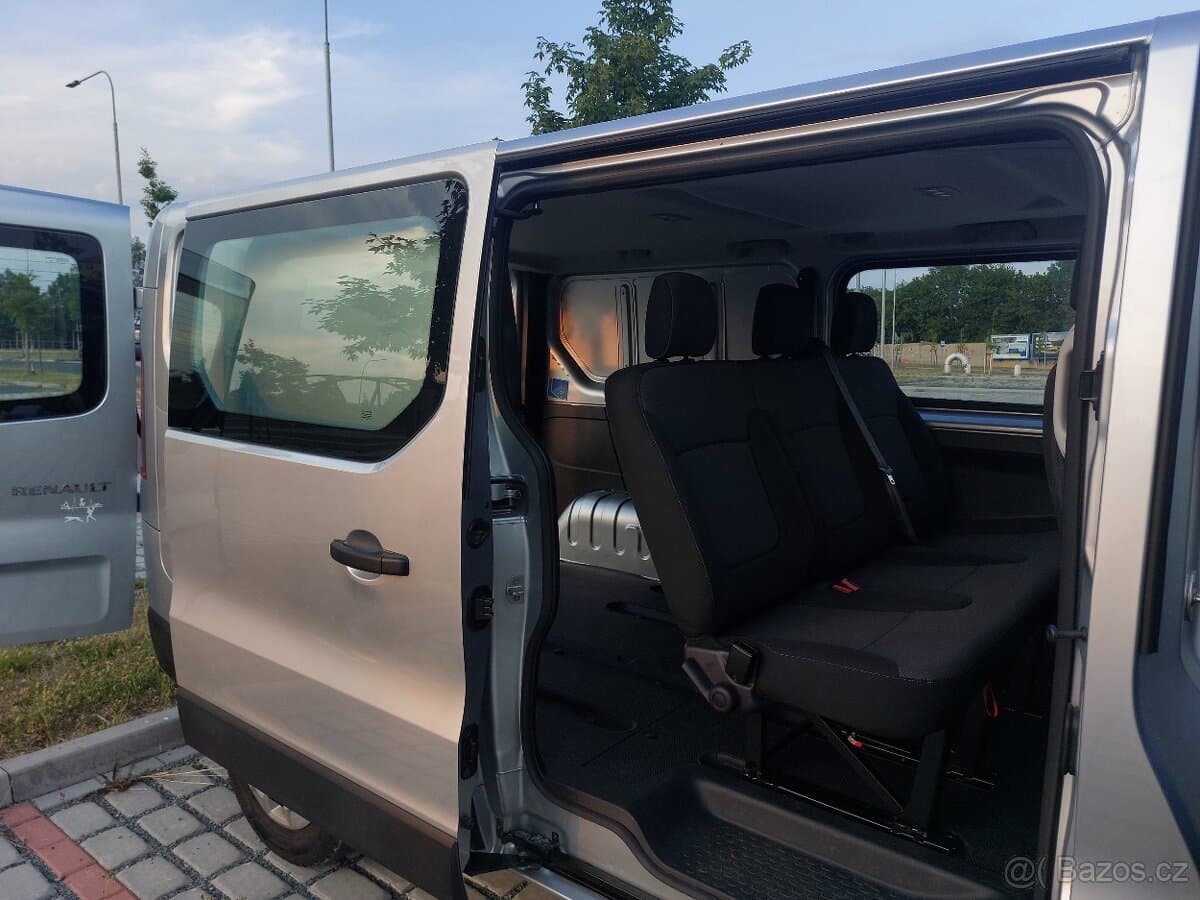 2025 Renault TRAFIC - 11