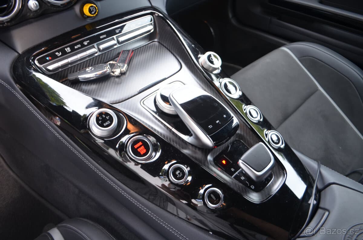 2019 Mercedes-Benz OSTATNÍ - 11