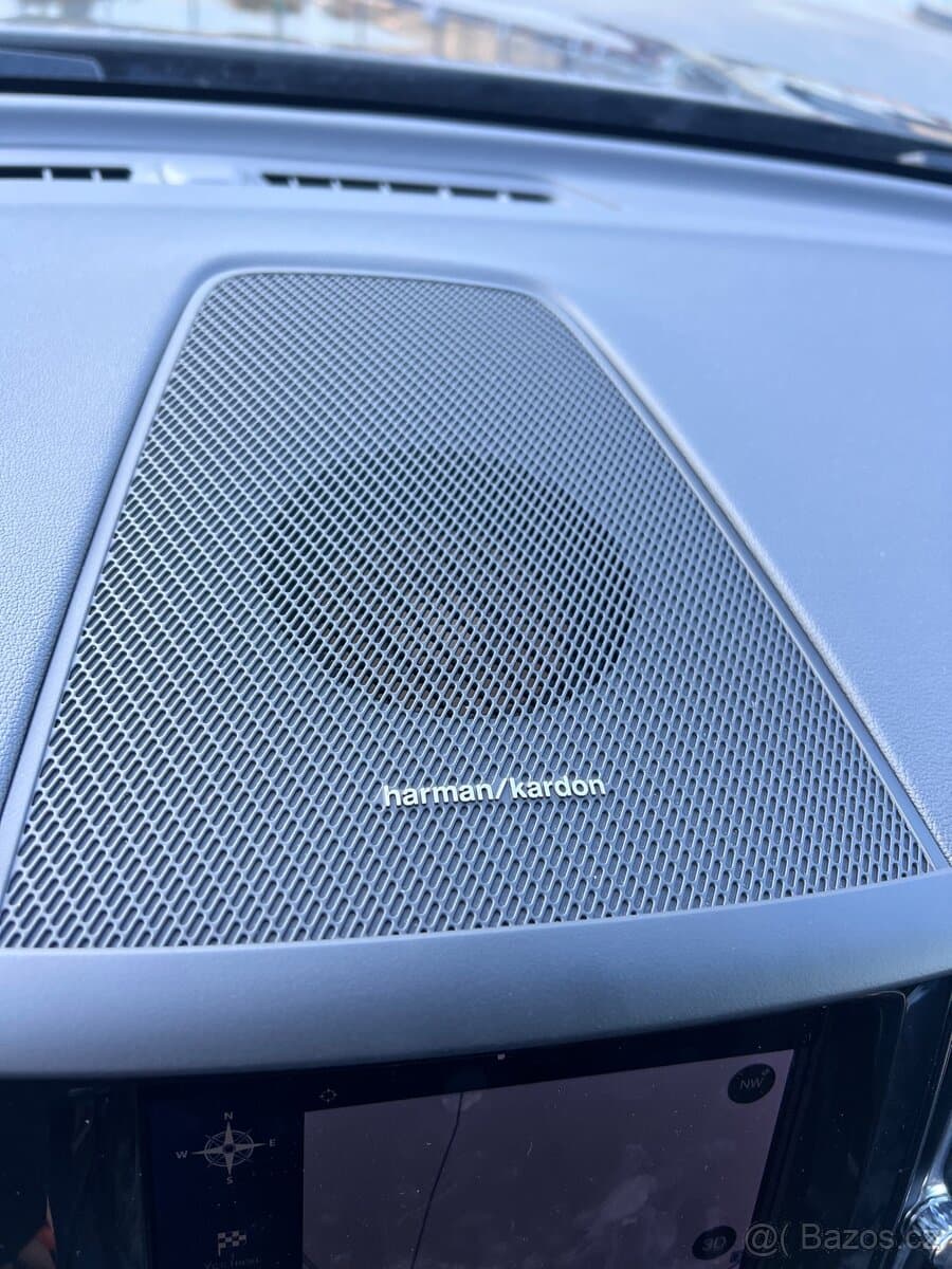2021 Volvo XC60 - 11
