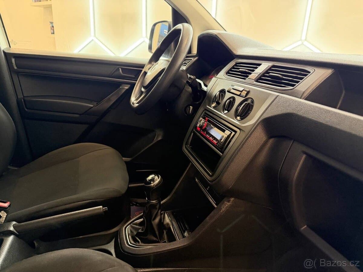 2019 Volkswagen CADDY - 11
