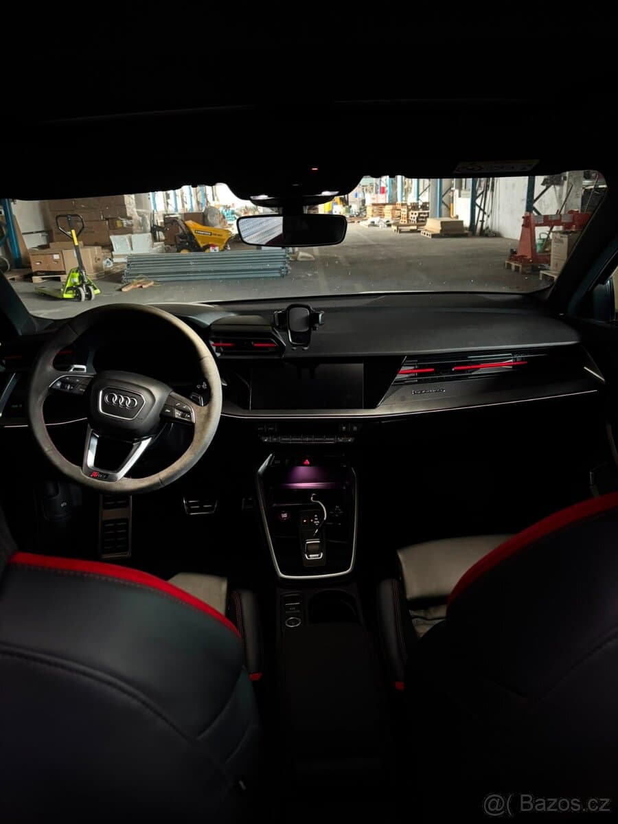 2022 Audi RS3 - 11