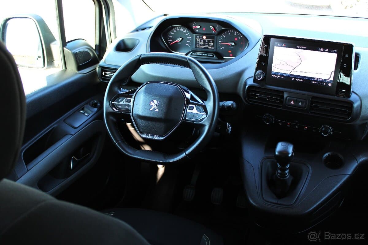 2021 Peugeot RIFTER - 11