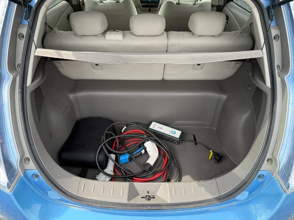 2011 Nissan LEAF - 11