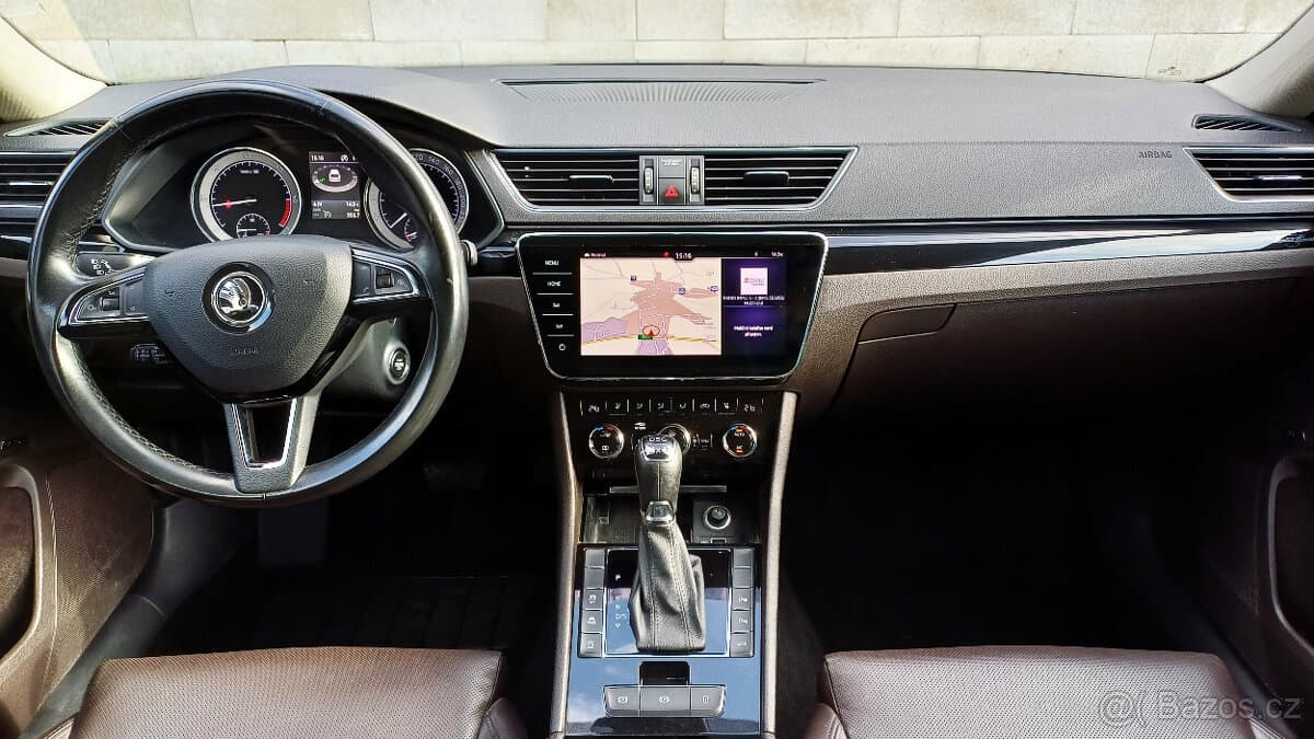 2018 Škoda SUPERB - 11