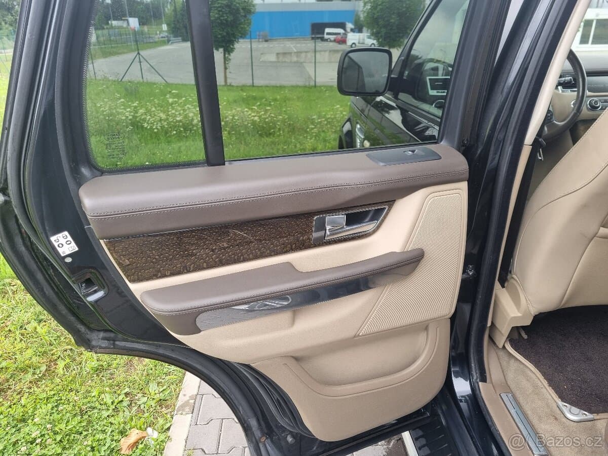 2011 Land Rover RANGE ROVER SPORT - 11