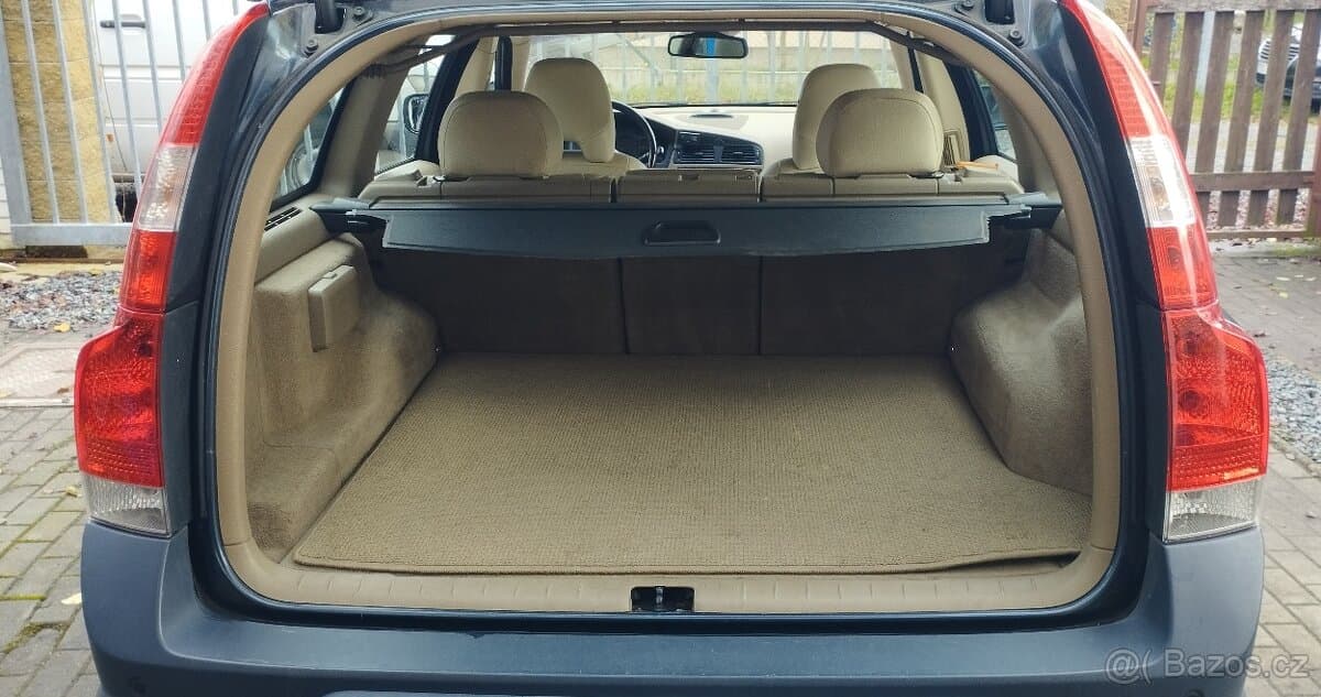 2007 Volvo XC70 - 11