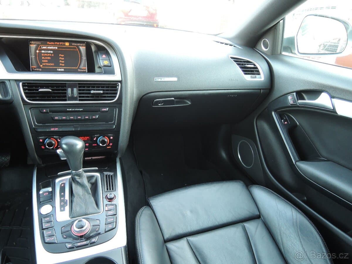 2008 Audi S5 - 11