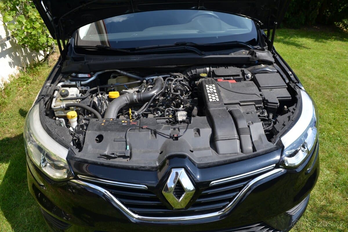 2016 Renault MEGANE - 11