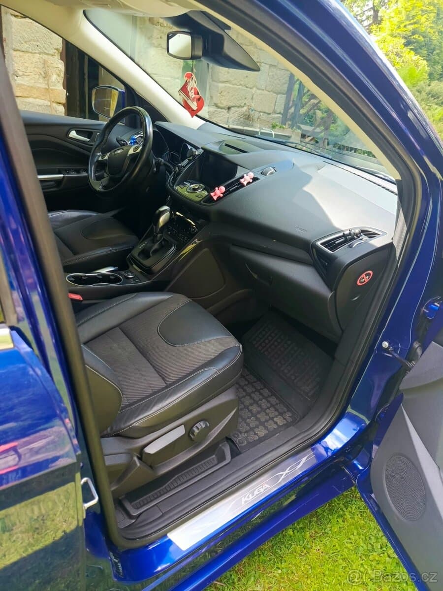 2015 Ford KUGA - 11
