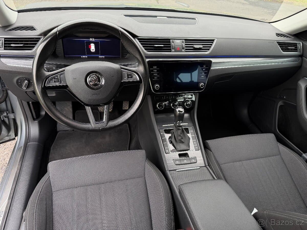 2021 Škoda SUPERB - 11
