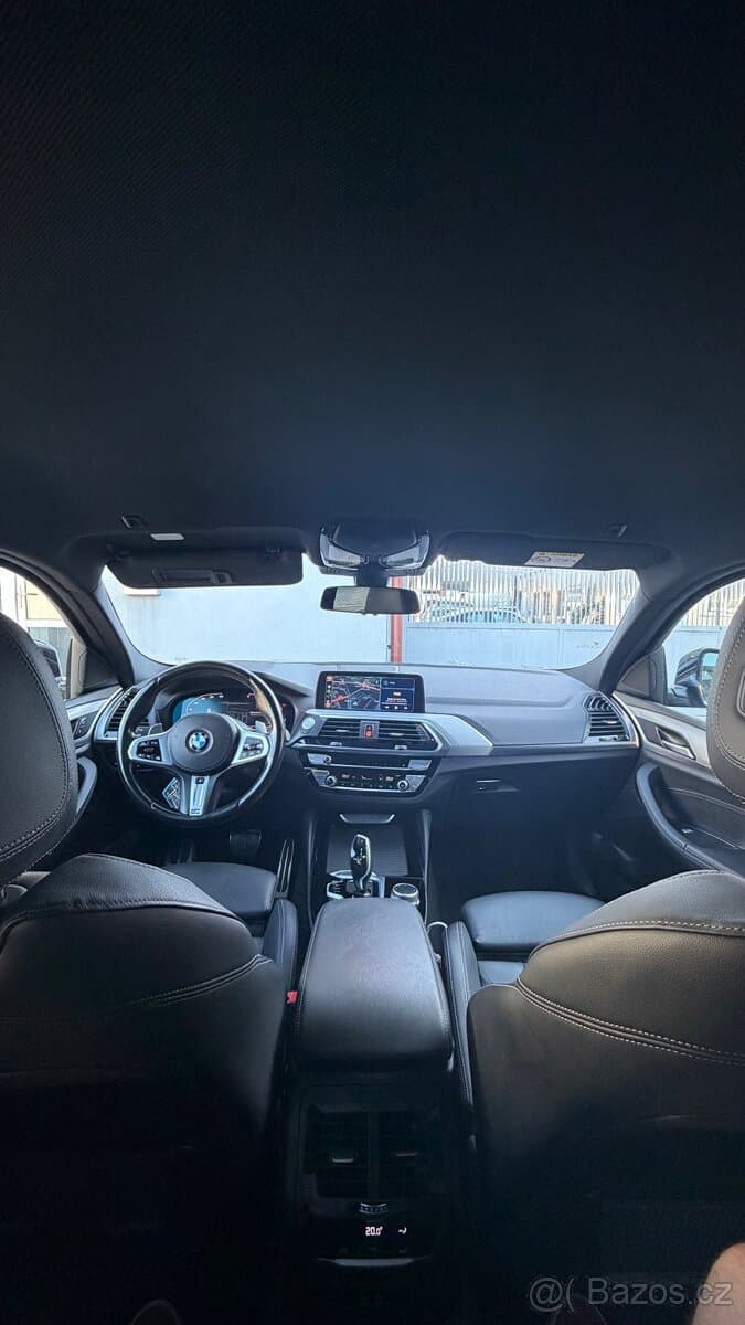 2021 BMW X4 - 11