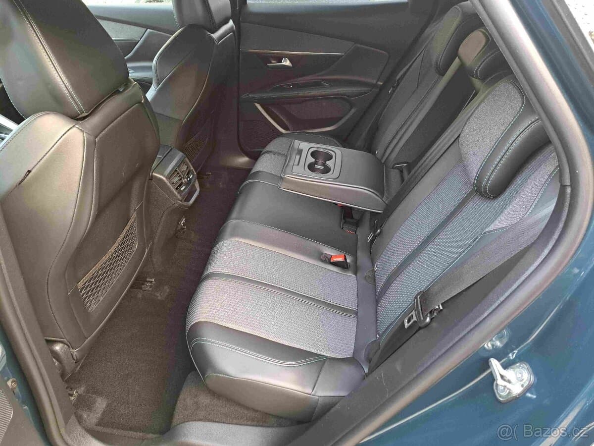 2021 Peugeot 3008 - 11