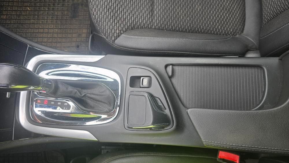 2014 Opel INSIGNIA - 11