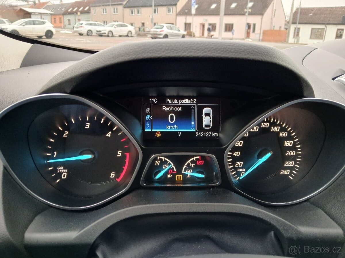 2016 Ford KUGA - 11