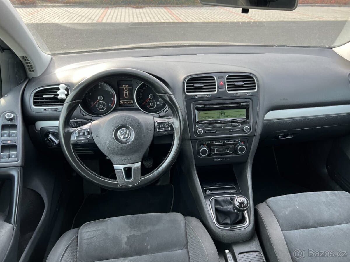 2009 Volkswagen GOLF - 11