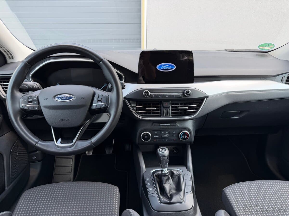 2021 Ford FOCUS - 11
